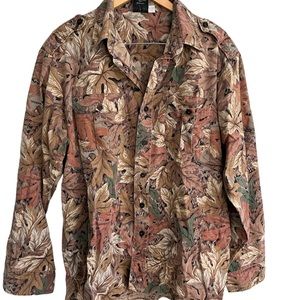 Outdoor sportswear Camouflage long sleeve button down Size XL